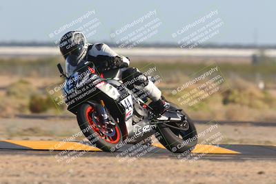 media/Nov-06-2023-Moto Forza (Mon) [[ce023d0744]]/3-Intermediate Group/Session 5 (Turn 4)/